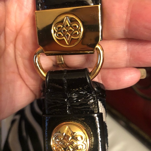 Handbag - Picture 4 of 5